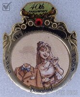 DLR - Constance Bride with Groom 1 - Haunted Mansion 40th Anniversary Event - Lenitcular