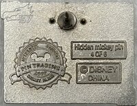 DLR - Pluto - Pyramids of Giza and Sphynx - World Snapshots - Hidden Mickey 2009