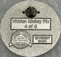 DLR - Queen Of Hearts - Alice in Wonderland TEN - Hidden Mickey 2010