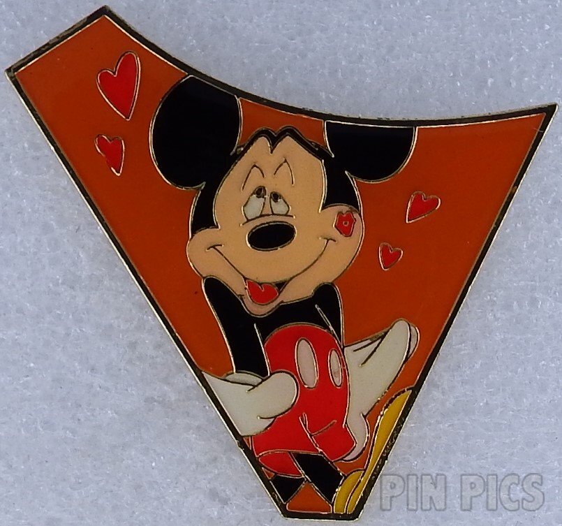 PP180561 - Japan - Googly-eyed Mickey in Love - Fab Five Heart