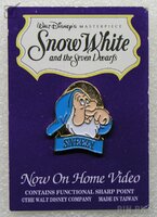 DIS - Sneezy - Snow White and the Seven Dwarfs Set - 1994 VHS Promo