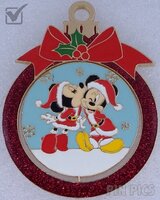 Baublebar - Mickey and Minnie as a Couple - Ice Skating and Kissing - Christmas 2025 - Flipper - Jumbo