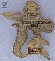 Ariel Holding a Fish Bone Pen - Little Mermaid Set