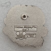 DLR - Mother - Wearing Mickey Skull and Crossbones on Red Heart - Pirate Skulls - Hidden Mickey 2007