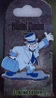 DLR - The Haunted Mansion® - Hitchhiking Ghost Phineas