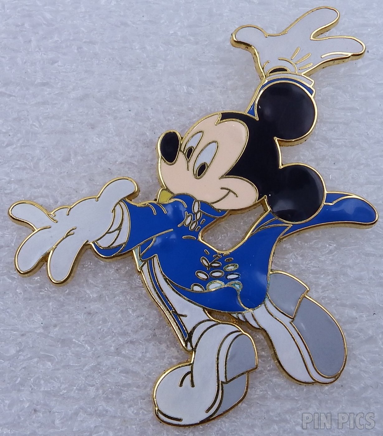 PP181112 - Japan - Mickey in Blue Tails - The Kingdom of Dreams