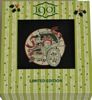 DLR - Mickey Mouse - Holiday - 1901 Lounge - Club 33