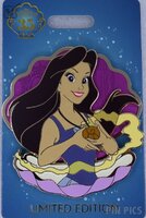 WDI - Vanessa - Character Clamshells Series - Jumbo