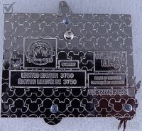 DIS - Sorcerer Mickey - Brush of Magic - Fantasia