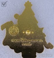 Japan - Mickey and Pluto - Making a List - Christmas 2025