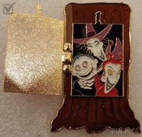 DSF - Tim Burton's Nightmare Before Christmas - Door to 4th of July Town'