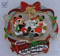 WDW - Mickey and Minnie - Mickey's Very Merry Christmas Party 2008