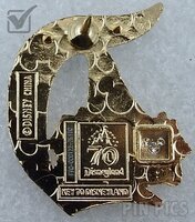 DLR - Mickey's House - Gothic Letter D - Key to Disneyland Series - Glittered