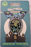 DLR - Hitchhiking Ghosts - 10K Replica Medal - Halloween Half Marathon Weekend 2024 - runDisney