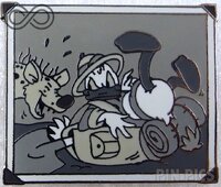 WDW - Donald with a Laughing Hyena - Safari Snapshots Set - Cast Lanyard Series 2 - 2003-2004
