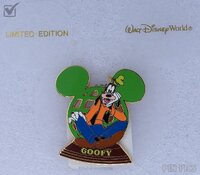 WDW - Goofy - Resort Ear Green Globe