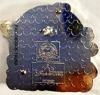 HKDL - Daisy Doing Gymnastics