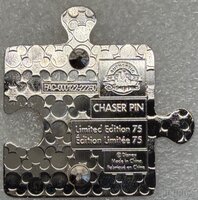 Minnie - Chaser - Mickey and Friends - Photograph Character Connection - Puzzle - Mystery