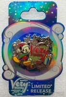 WDW - Mickey wearing Santa Hat - Holding a Candy Cane - MVMCP 2016 Logo Pin