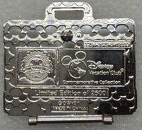 DVC 2014 - Pluto Luggage - Hinged